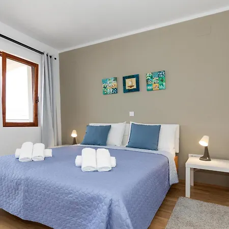 2 Bedroom Cozy In *