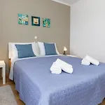 2 Bedroom Cozy In