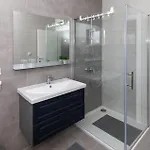 2 Bedroom Cozy In Prázdninový dům *