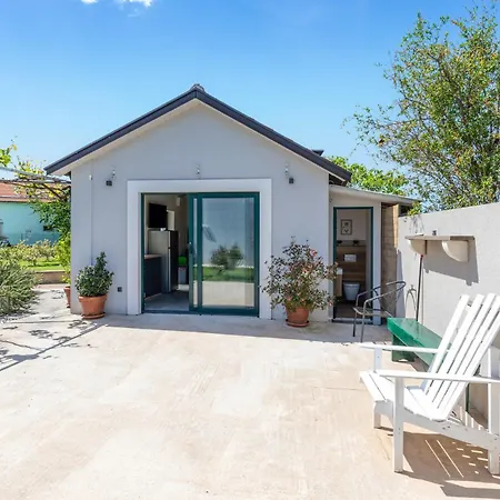 2 Bedroom Beautiful In