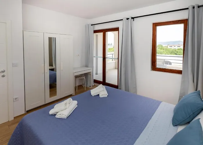 Cozy In With Wifi Opuzen (Dubrovnik-Neretva)